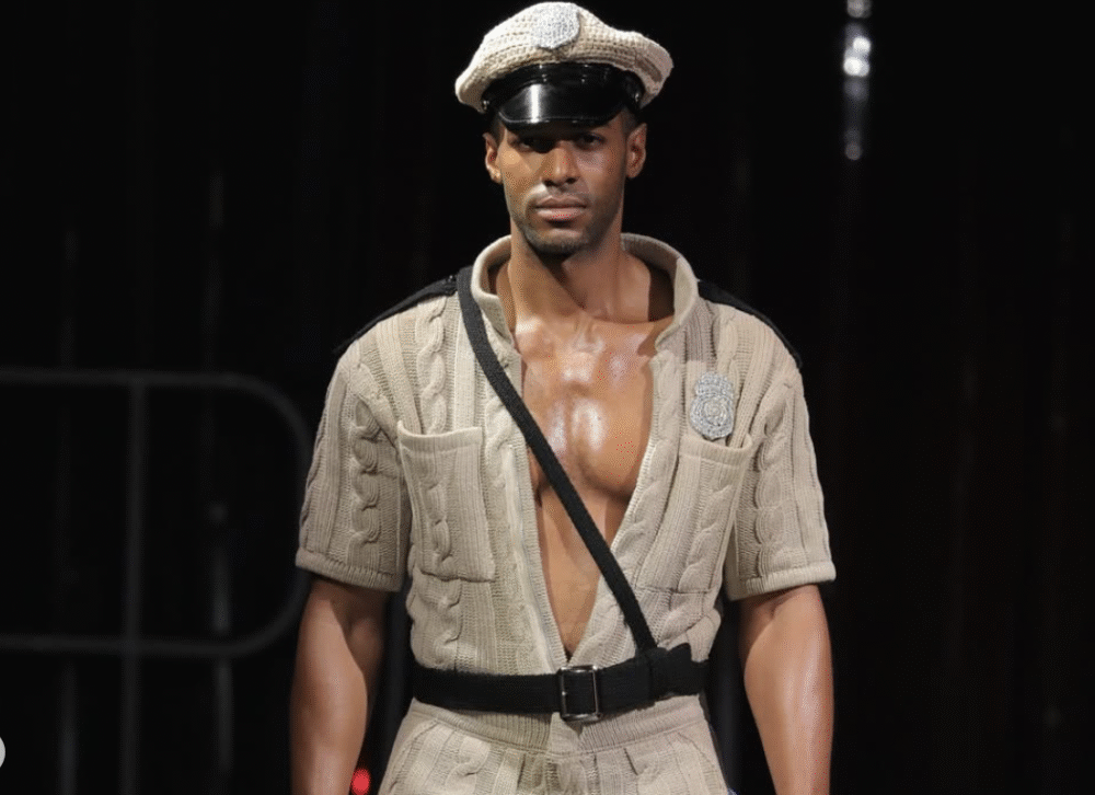 Grindr I Wool Survive