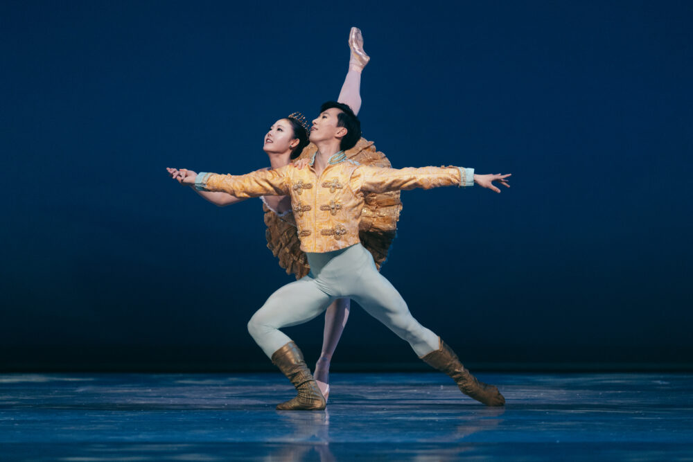 grand opening night pas de deux